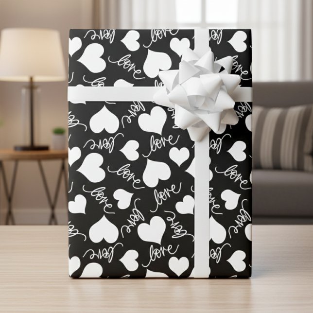 Svart & Vit Whimsical Cursive Kärlek & Hjärtan Presentpapper (Black & White Whimsical Cursive Love & Hearts Wrapping Paper)