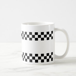 Svart vitmugg för rutig checkers kaffemugg