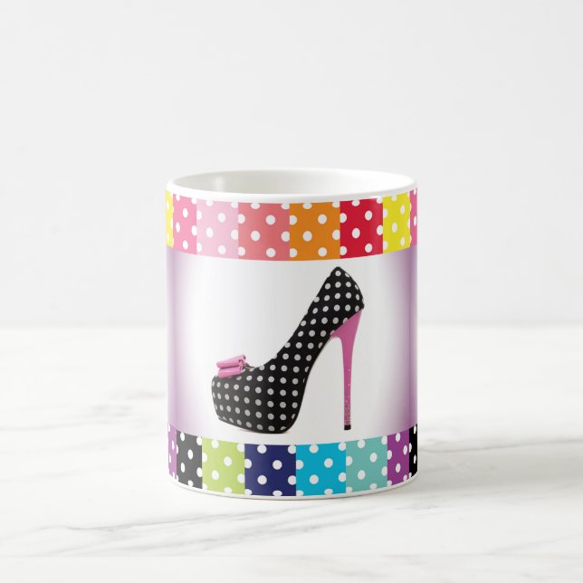Svart- & vitpolkaen pricker den rosa kickhälet kaffemugg (Center)