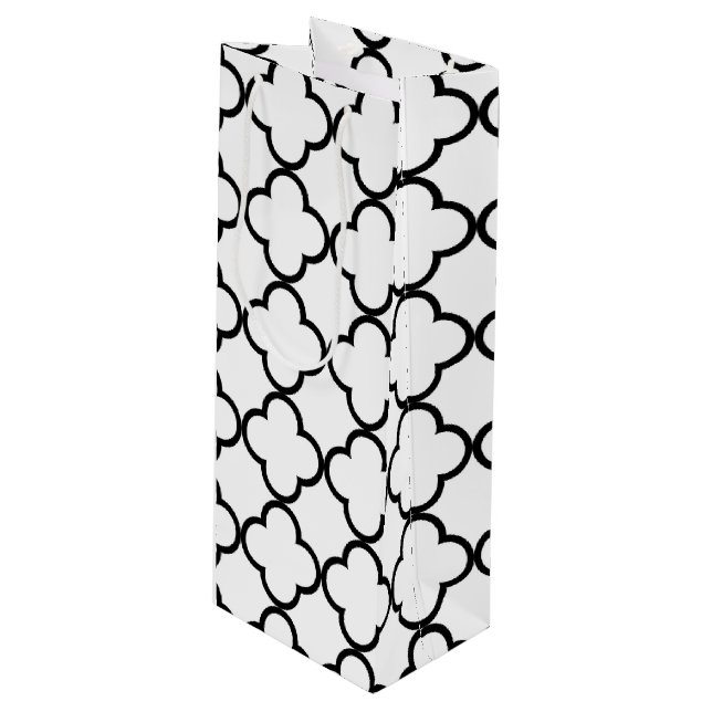 Svart vitQuatrefoil mönster (Framsidan Vinklad)