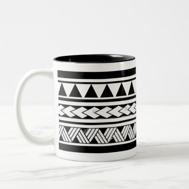Svart Vitt Geometriskt Tribalmönster Klassisk Mugg (Vänster)