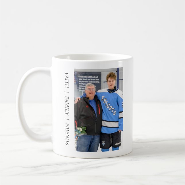Svart & Vitt Klassiskt Modernt Familjefoto Kaffemugg (Vänster)