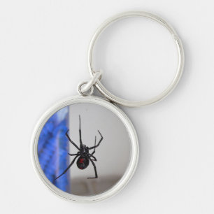 Svart Widow Spider Rund Silverfärgad Nyckelring