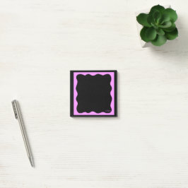 Svarta anteckningar med snurrig rosa ram  post-it block
