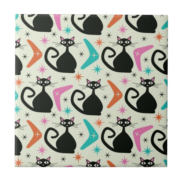 Svarta atomkatter i mitten med bommarisangar kakelplatta (Framsidan)