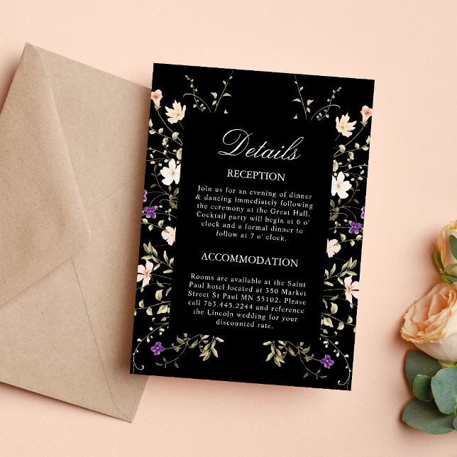 Svarta brölljusdetaljer bifogas vildblommor kort (Wildflowers black wedding details enclosure card shares key info with elegant style)