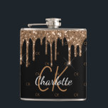 Svarta guld glitter droppar i monogram gnistra ele fickplunta<br><div class="desc">En klassisk svart bakgrund med faux guld glitter droppar,  färgdroppstift. Anpassa och lägga till namn och monogram initialer. Namn är skrivet med ett gyllene,  modernt handskript i stil. Ditt monogram initialer som bakgrund mönster. Vitt och guldfärgat brev. Perfekt för födelsedag,  möhippor och möhippor!</div>