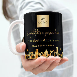 Svarta guld-stadens skyltlinje gods agent logotyp kaffemugg