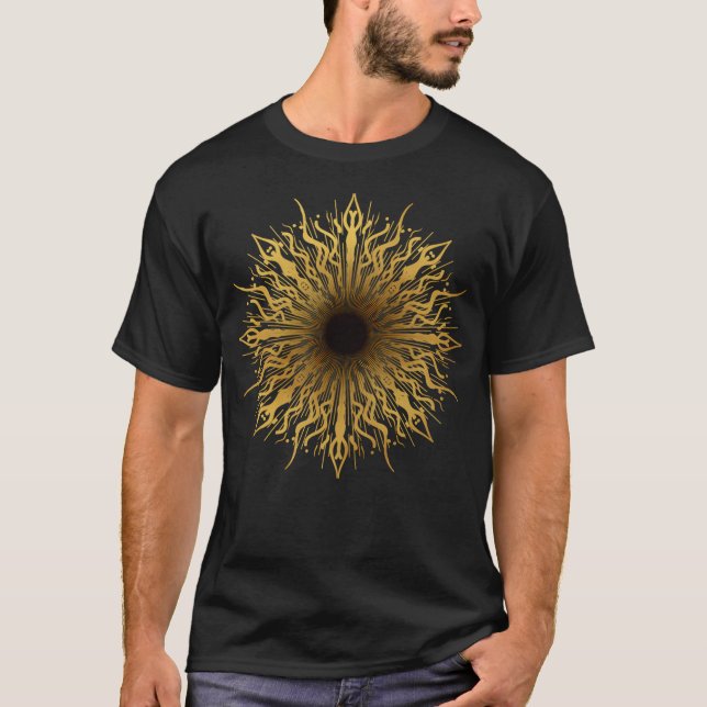 Svarta Hål Sol T Shirt (Framsida)