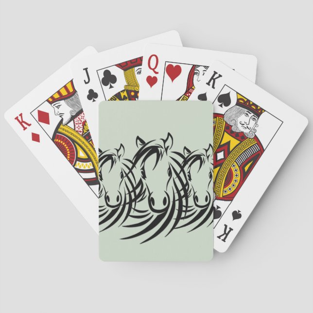 Svarta hästhuvuden på grönt casinokort (Baksidan)