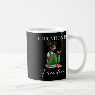 Svarta historiemånadens utbildning är Freedom Book Kaffemugg