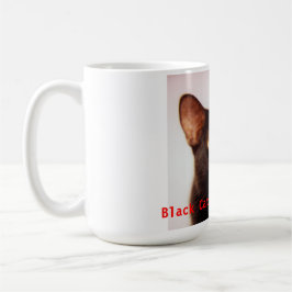 Svarta katter är den härliga muggen kaffemugg