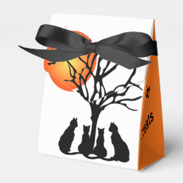 Svarta katter i måndags presentaskar