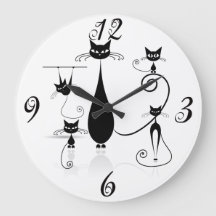 Svarta katter överallt väggklocka