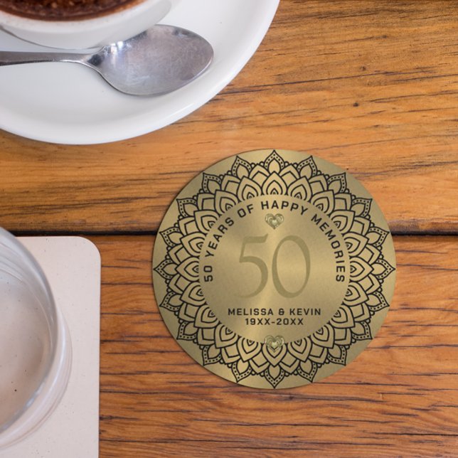Svarta mandala på guld 50:e bröllop-årsdagen underlägg (Skapare uppladdad)