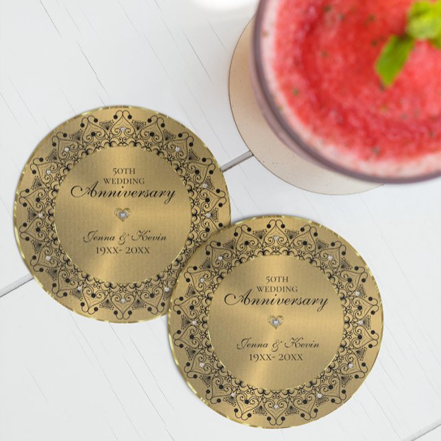 Svarta mandala på Guld vid 50:e Bröllop-årsdagen Underlägg (Skapare uppladdad)