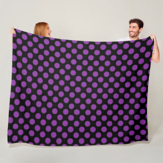 SVARTA MED LILA POLKA DOTS FLEECEFILT