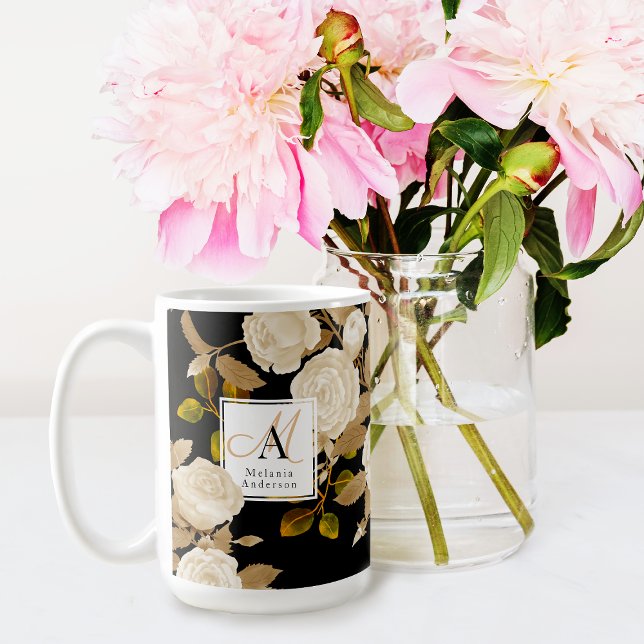 Svarta Monogram för elegant Guld Kaffemugg (Chic Elegant Design Mug For Some One Special. )