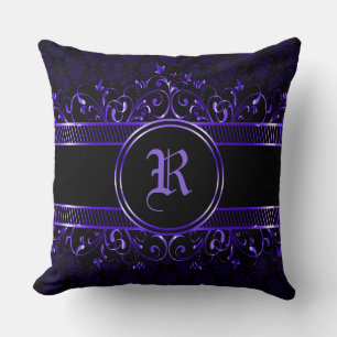 Svarta och Lila Ornate Gothic Monogrammed Kudde
