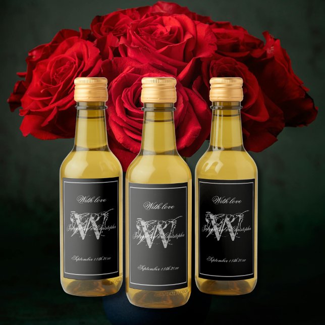Svarta och Silver Modern Bröllop Monogram Coola Mi Vinetikett (Black and Silver Modern Wedding - Monogram and Names Cool Mini Wine Labels.)