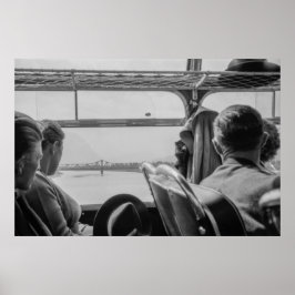 Svarta och vita 1968 Europeiska landskapssidan Bus Poster