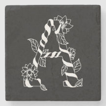 Svarta och vita Brev ’A’ med Väntblommor