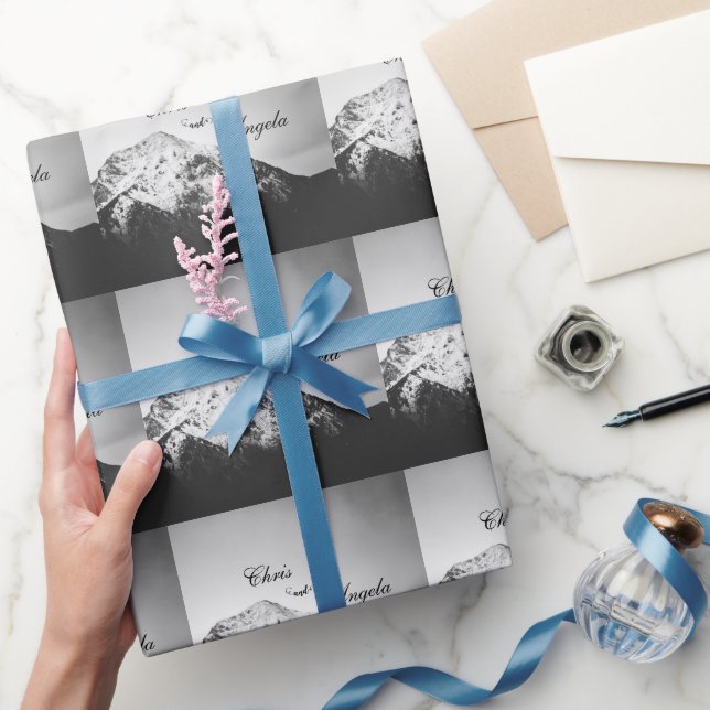 Svarta och vita bröllop under bergen presentpapper (Gifting)