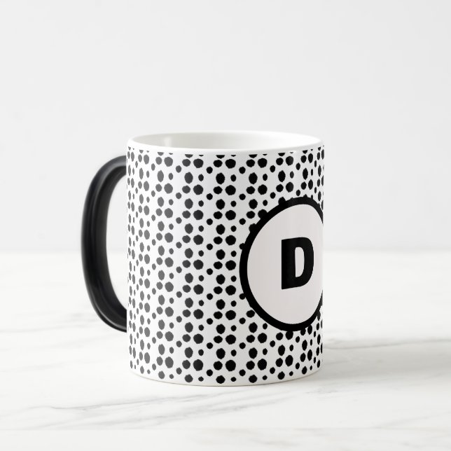 svarta och vita dalmatiska söta prickar monogram magisk mugg (Framsida vänster)
