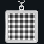 Svarta och vita Gingham Mönster Silverpläterat Halsband<br><div class="desc">Svarta, vita och grått-kvadrater bildar ett fet, kontrollerat plaid. Den svarta och vita gingham mönster skapades från början. Det vita är genomskinligt, så du kan ändra det om du vill. Klicka bara på knappen "Anpassa" och välj sedan en "Utskriven bakgrund Färg" i sidofältet. När du är klar klickar du på...</div>