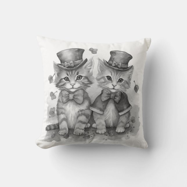 Svarta och vita kattungar kudde (Framsida)