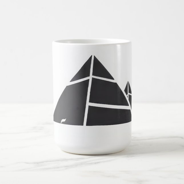 Svarta och vita pyramider kaffemugg (Center)