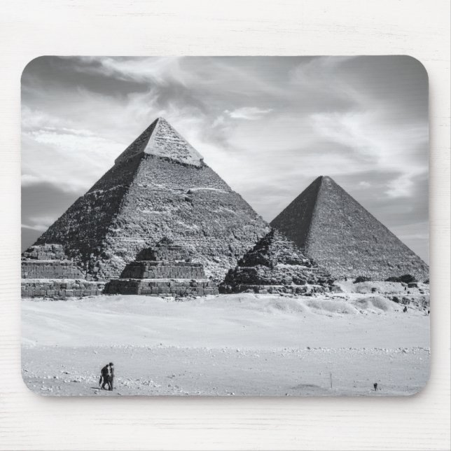 Svarta och vita pyramider musmatta (Framsidan)