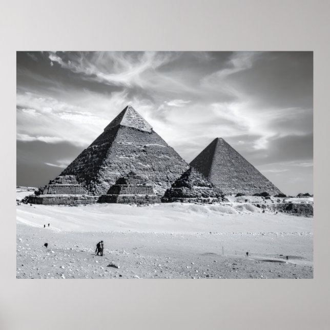 Svarta och vita pyramider poster (Framsidan)