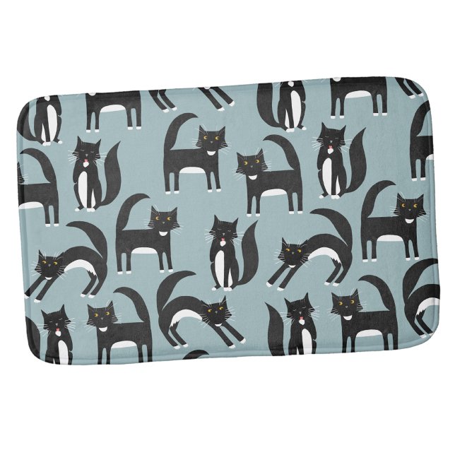 Svarta och vita smokingkatter badrumsmatta (Black and white tuxedo cat bath mat for animal lovers)