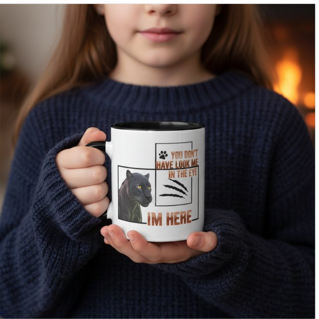 Svarta Pantern Grafisk "Jag är här" Mugg (Skapare uppladdad)