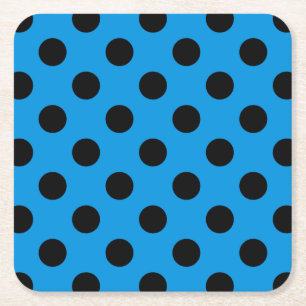 Svarta polka dots på blått himlar underlägg papper kvadrat
