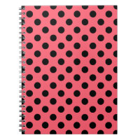 Svarta polka dots på koraller