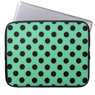 Svarta polka dots på mynta grönt laptop sleeve