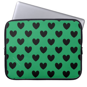 Svarta polka-hjärtan på Kelly grönt Laptop Sleeve