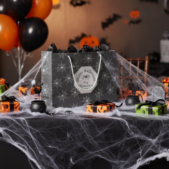 Svarta Spindelnäten Happy halloween (Happy Halloween Spiderweb Gift Bag. Black Spooky Webs October Birthday Gift Wrap for Halloween Party)