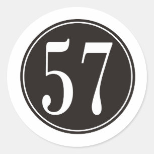 Svarten #57 cirklar runt klistermärke