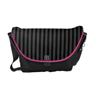 Svarten görar randig messenger bag