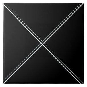 Svarten med diagonal linjer för vit belägger med kakelplatta