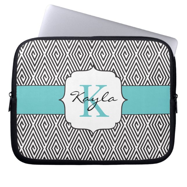 Svarten & vit virvlar runt monogramen för laptop sleeve (Framsidan)