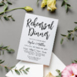 Svartfärgad charmeringsmiddag inbjudningar<br><div class="desc">Charming repetitionsmiddag med svart typsnitt mot vit bakgrund. Repetitionsmiddagsinbjudan med namn i ett charmerande svart skript.</div>