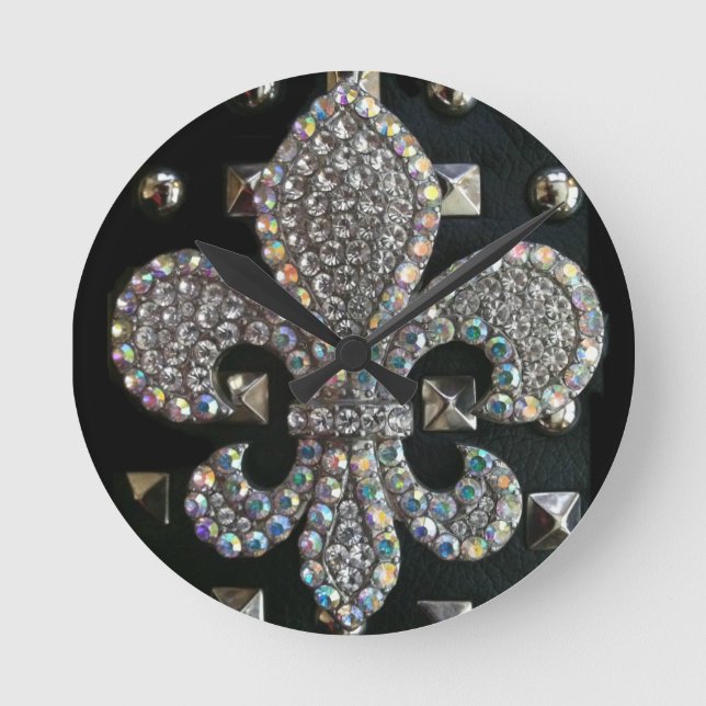 SVARTFLEUR DE LIS FAUX "FÖR HÅRD STEN" DUBBAT RUND KLOCKA (Framsida)