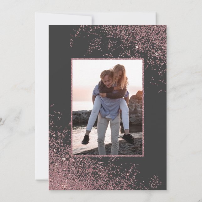 Svartfoto Bröllop i Ro Guld Glitter Inbjudningar (Baksida)