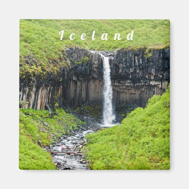 Svartifoss vattenfall i Skaftafell - Island Magnet (Framsidan)