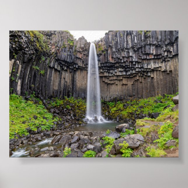 Svartifoss vattenfall poster (Framsidan)