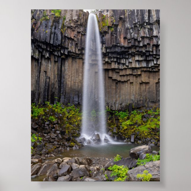 Svartifoss waterfall poster (Framsidan)